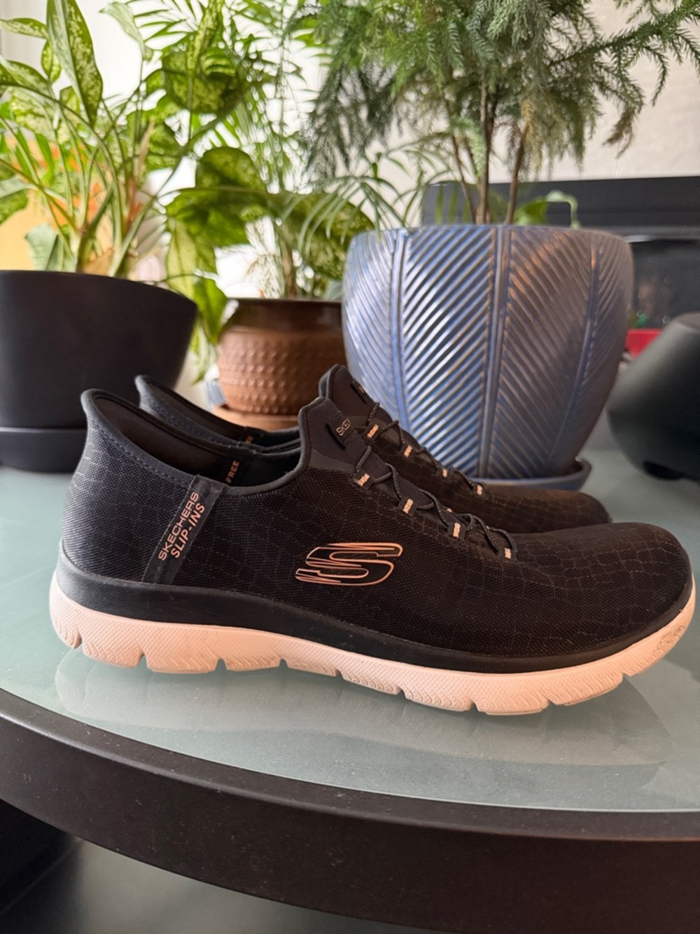 Skechers Summits - Classy Night Women’s Black & Gold Slip-ins.